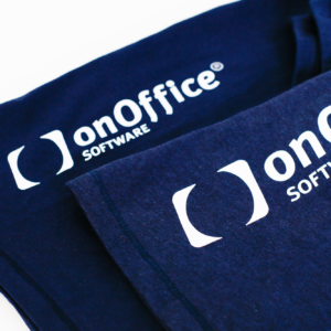 onOffice Logo auf T-Shirt